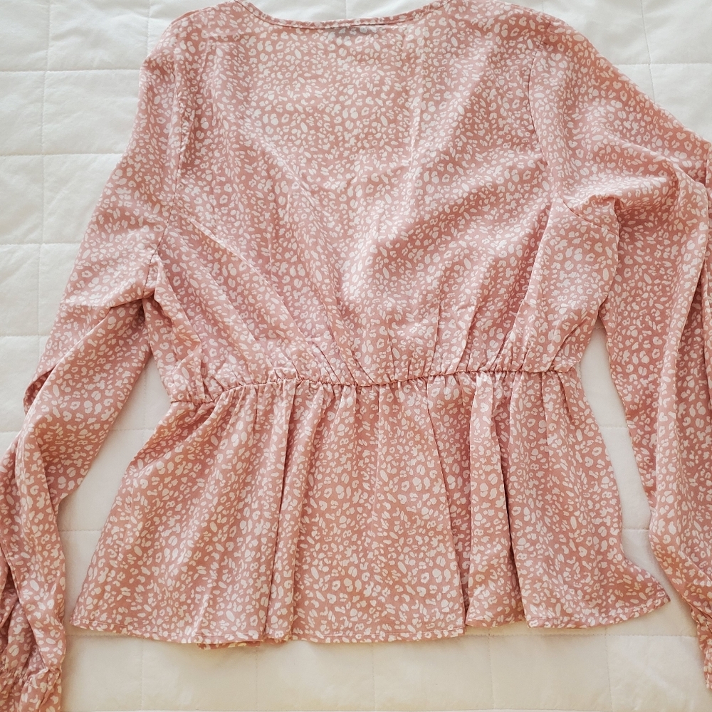 New Pink Top - Picture 2 of 3